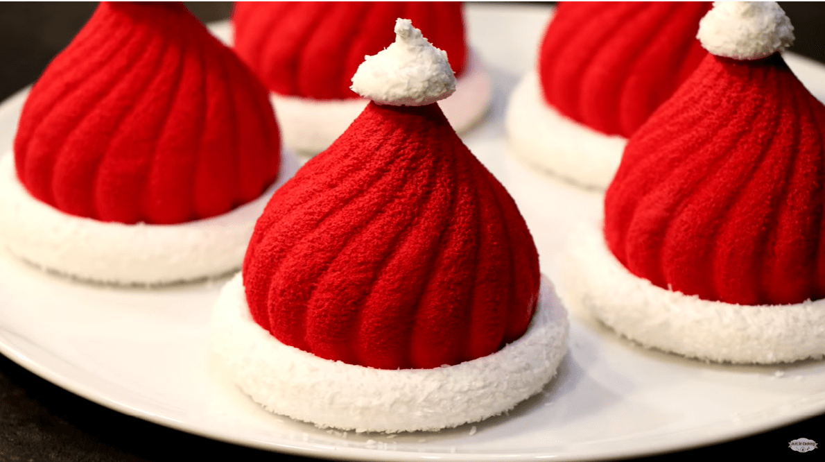 Recette des Bonnets de Père Noël Vanille Coco Framboise - C'est fait maison