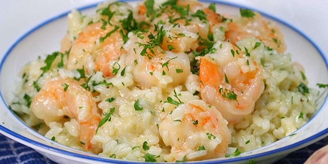 Du riz aux crevettes avec du beurre et de l&amp;#39;ail :un dîner facile et ...