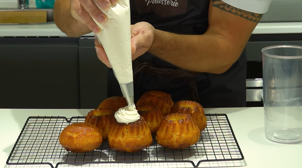 Baba au rhum façon Cyril Lignac - C'est fait maison